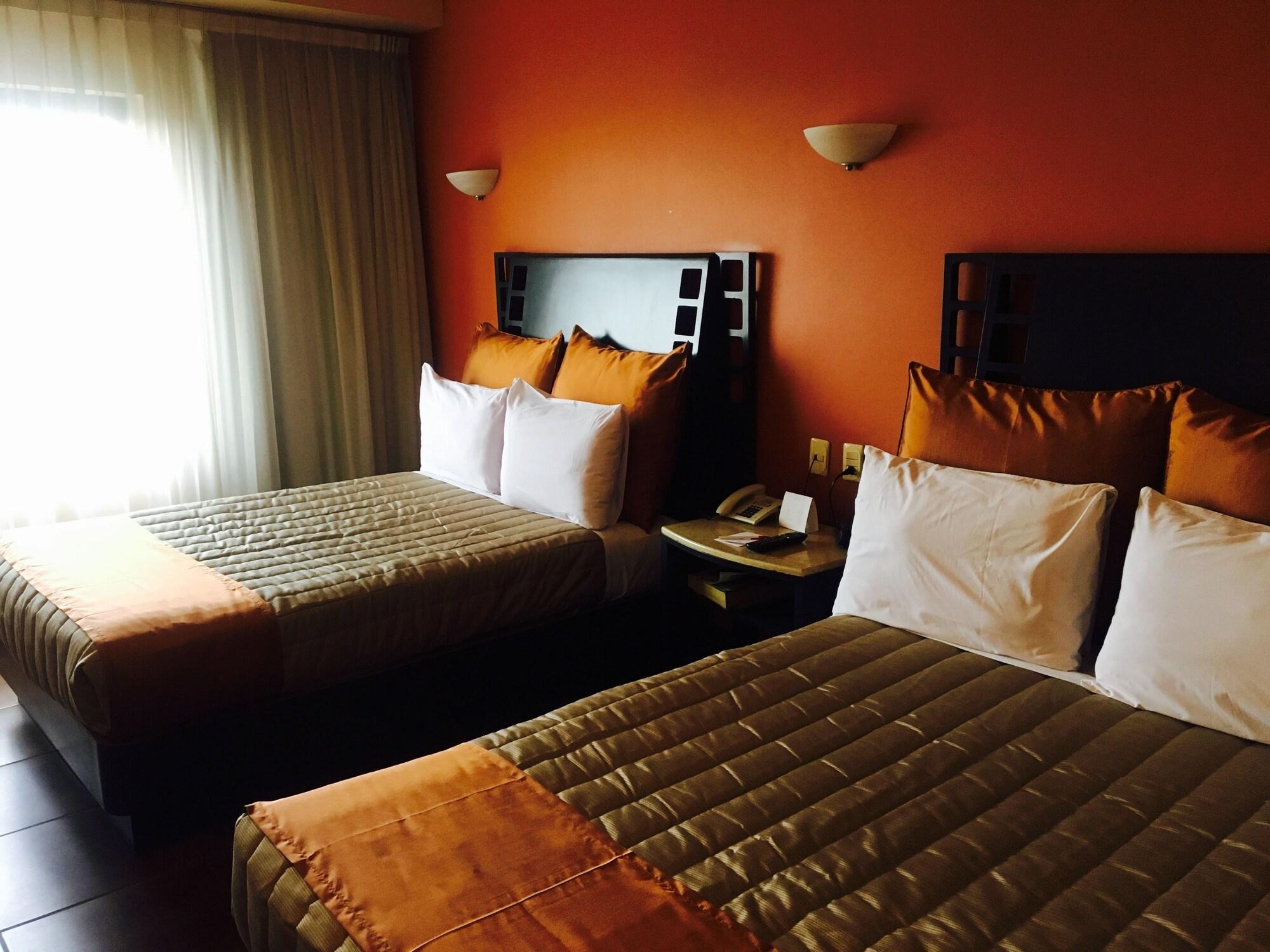 Hotel Celta Zapopan Exterior photo