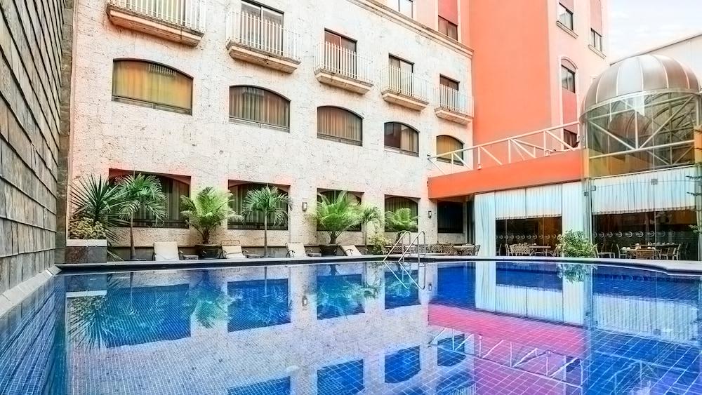 Hotel Celta Zapopan Exterior photo