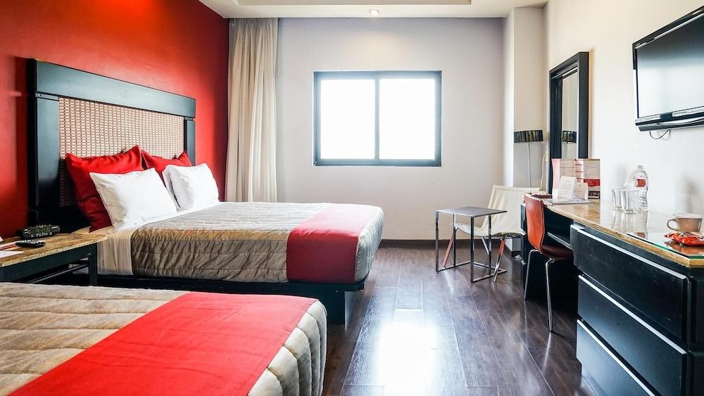 Hotel Celta Zapopan Exterior photo