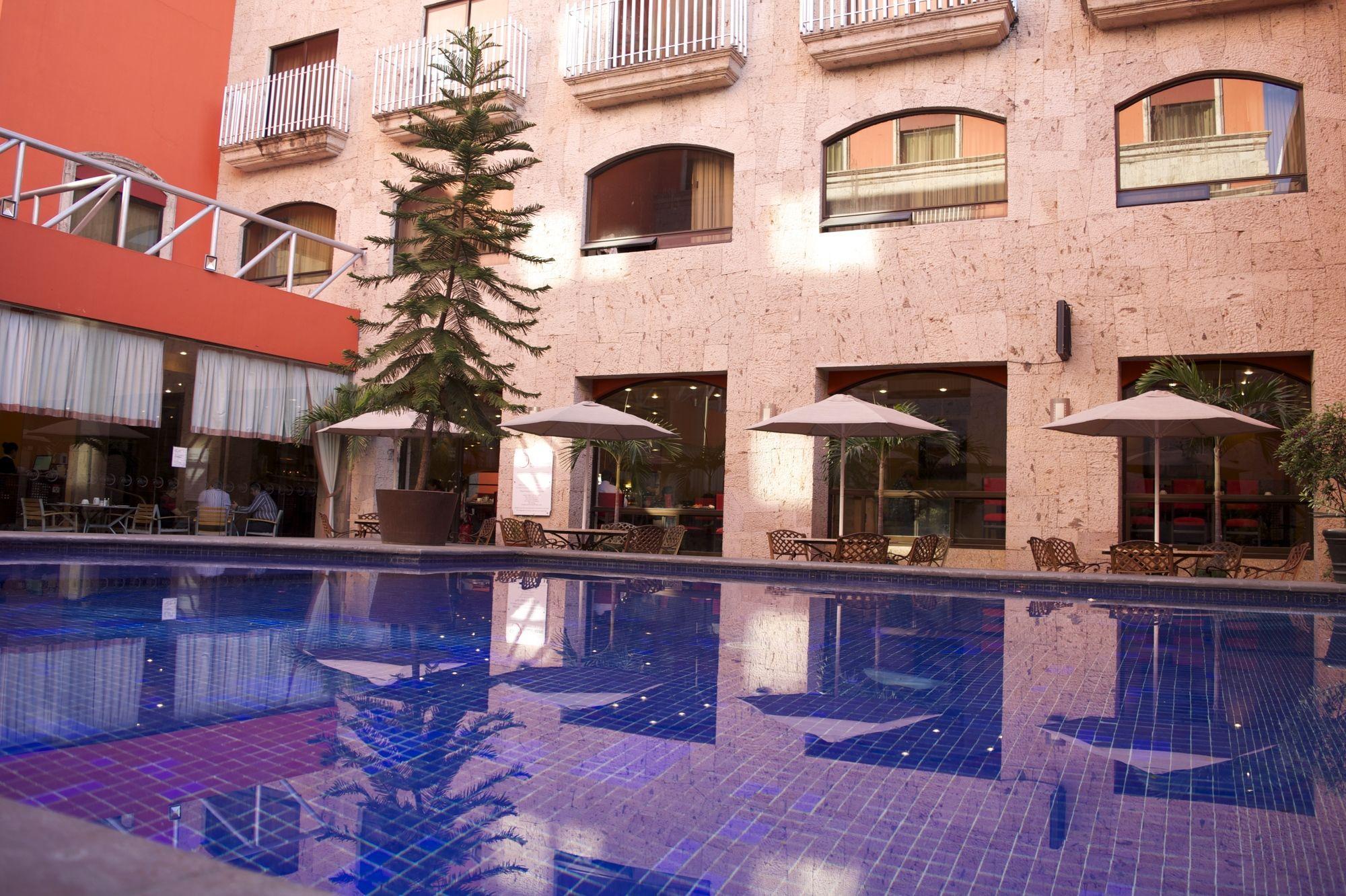 Hotel Celta Zapopan Exterior photo
